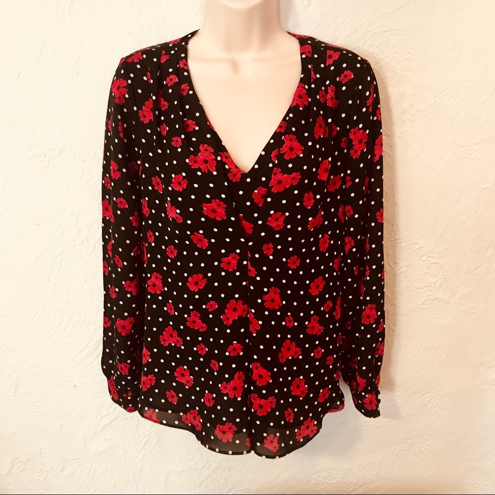 NWT Elle Black Red Floral Polka Dot V-Neck Blouse Size S